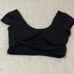 Cara Loren woman’s workout top- Black size Med